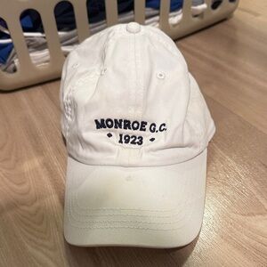 Monroe G.C. 1923 White Cap